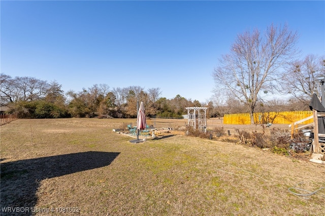 2027 High Meadow Ln, Alma, AR 72921 - view of yard
