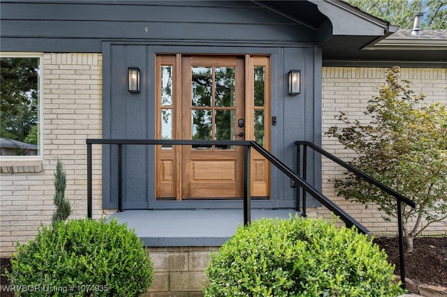 view of property entrance