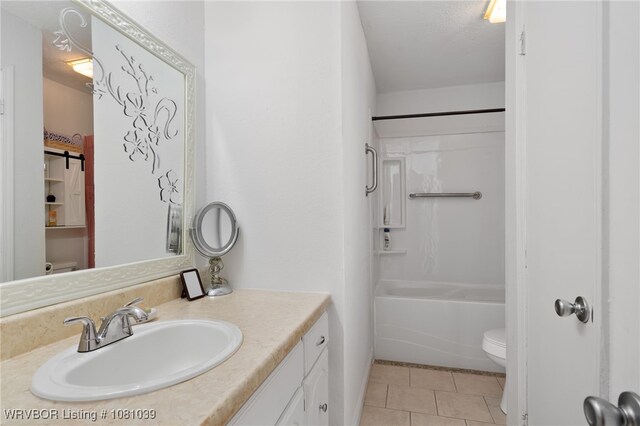 1424 Northwoods Dr, Alma, AR 72921 - bedroom with carpet floors