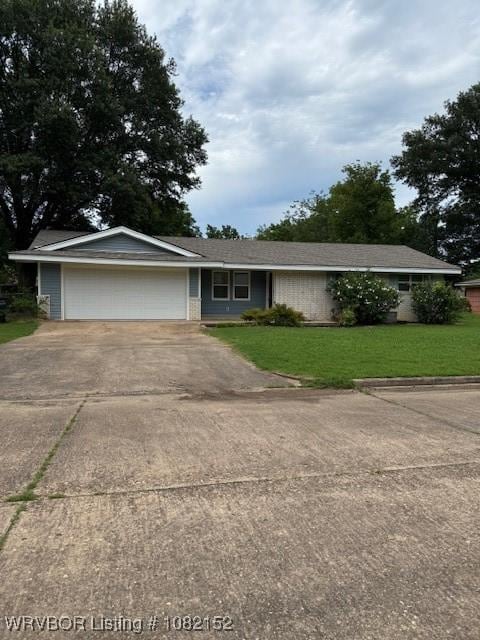 503 E Mayo Dr, Sallisaw, OK 74955 - single story home featuring driveway, an attached garage, and a front yard