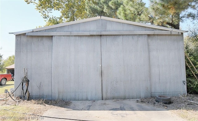 view of outbuilding