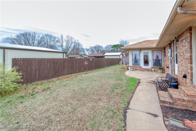 view of yard with a patio area