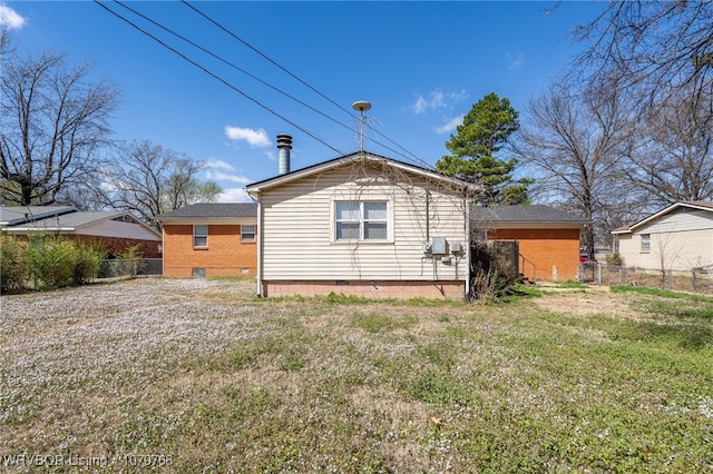 8005 Holly Ave, Fort Smith, AR 72908 - rear view of property with fence, a lawn, and crawl space