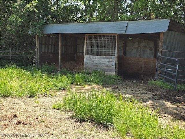view of outbuilding with an outdoor structure and an exterior structure