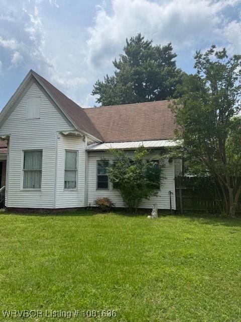 24 S 3rd St, Paris, AR 72855 - rear view of house
