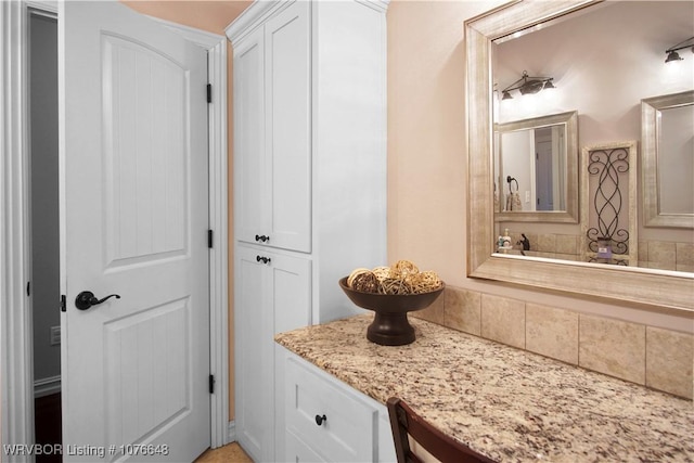 bathroom with vanity