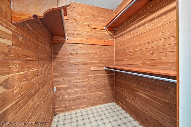 19 Hiland Dr, Fort Smith, AR 72901 - spacious closet featuring tile patterned floors