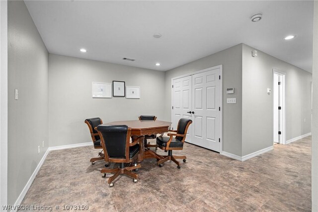 10101 Stephens Ct, Fort Smith, AR 72908 - dining space featuring recessed lighting and a desk