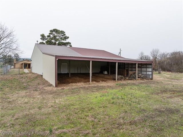 view of pole building featuring a carport