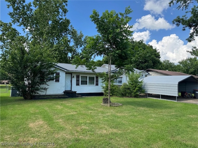 106 E Cedar St, Hackett, AR 72937 - view of front of home featuring a front yard and a carport