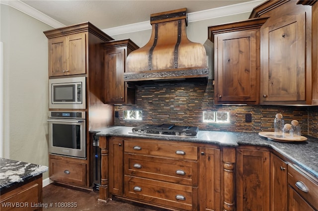 8205 Cisterna Way, Fort Smith, AR 72916 - kitchen with premium range hood, decorative backsplash, stainless steel appliances, and ornamental molding