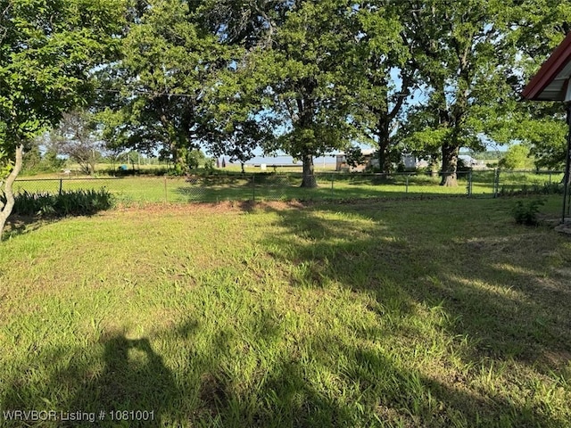 464085 E 1020th Rd, Sallisaw, OK 74955 - view of yard