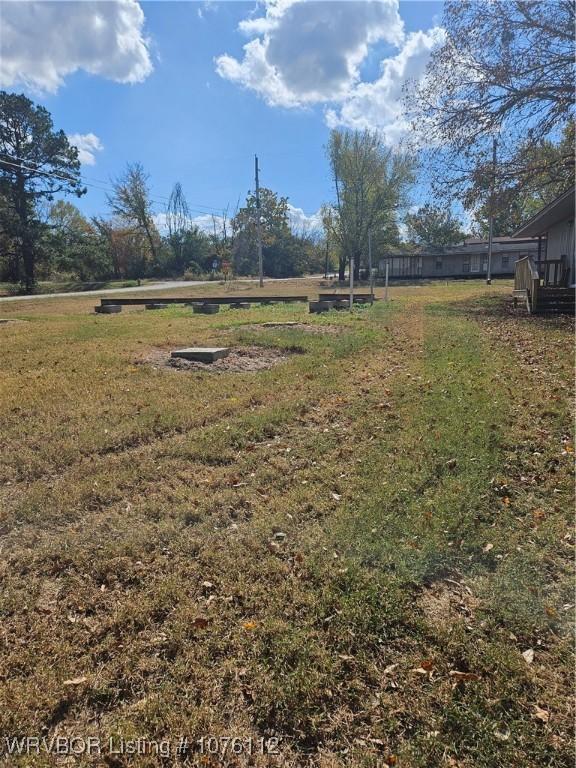 Listing photo 2 for TBD W Grace St, Huntington AR 72940