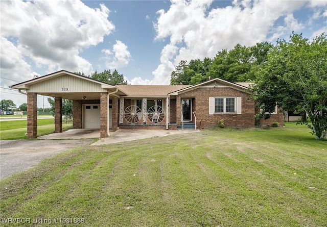 909 S Division St, Lavaca, AR 72941 - photo 1
