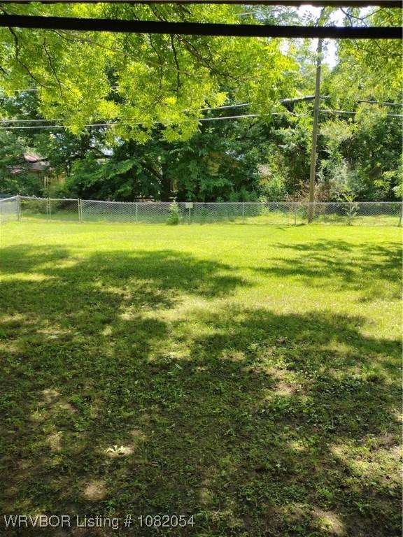 122 N Logan St, Charleston, AR 72933 - view of fenced backyard