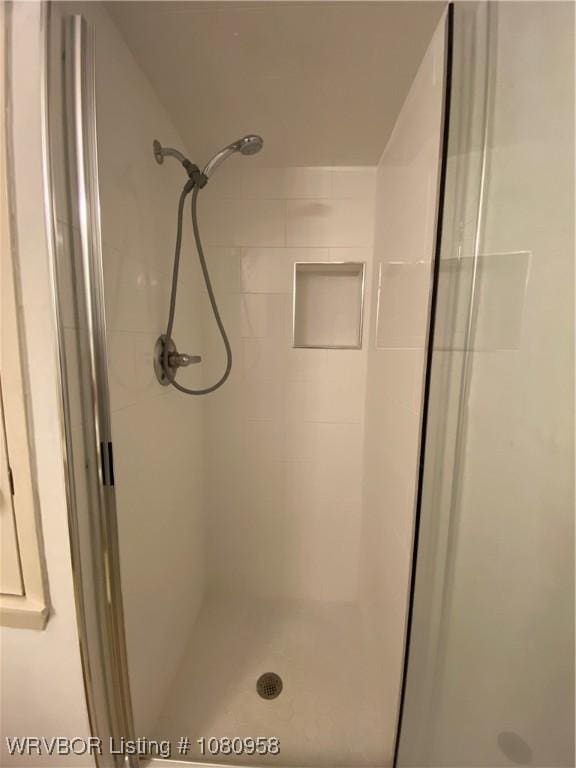 1500 S Albert Pike Ave Unit 40, Fort Smith, AR 72903 - bathroom featuring a stall shower