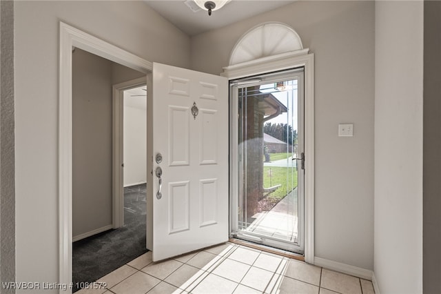 7004 Millennium Dr, Fort Smith, AR 72916 - entryway featuring light tile patterned floors and baseboards