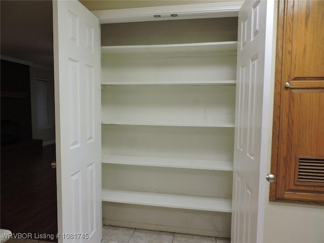 2211 Breckenridge Ter, Greenwood, AR 72936 - view of closet