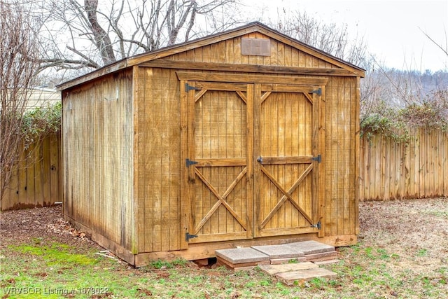 view of outbuilding