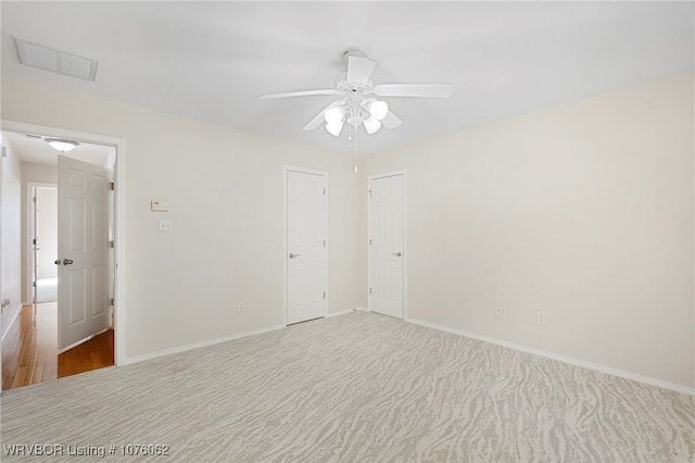 empty room with ceiling fan