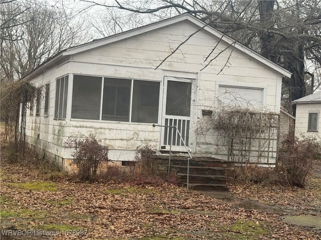 view of front of property