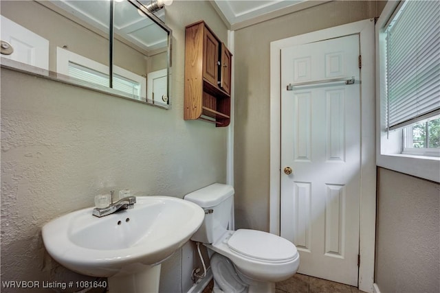 101 S 42nd St, Van Buren, AR 72956 - bathroom featuring tile patterned floors and a textured wall