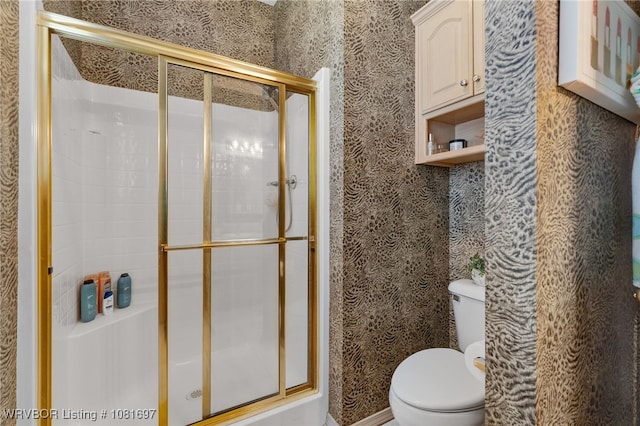 6501 Galven Way, Fort Smith, AR 72916 - full bath featuring wallpapered walls and a stall shower