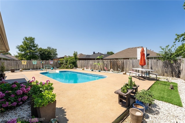 6501 Galven Way, Fort Smith, AR 72916 - view of pool featuring a patio area and a fenced backyard