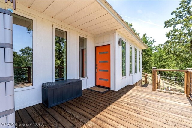 8721 Northshore Dr, Hackett, AR 72937 - wooden deck with radiator heating unit