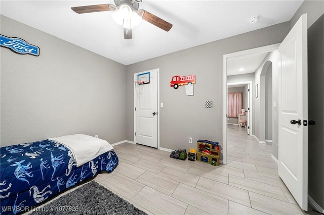 bedroom with ceiling fan