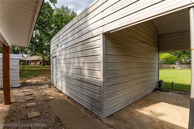 1703 E Edmondson Dr, Sallisaw, OK 74955 - view of side of property with a patio area