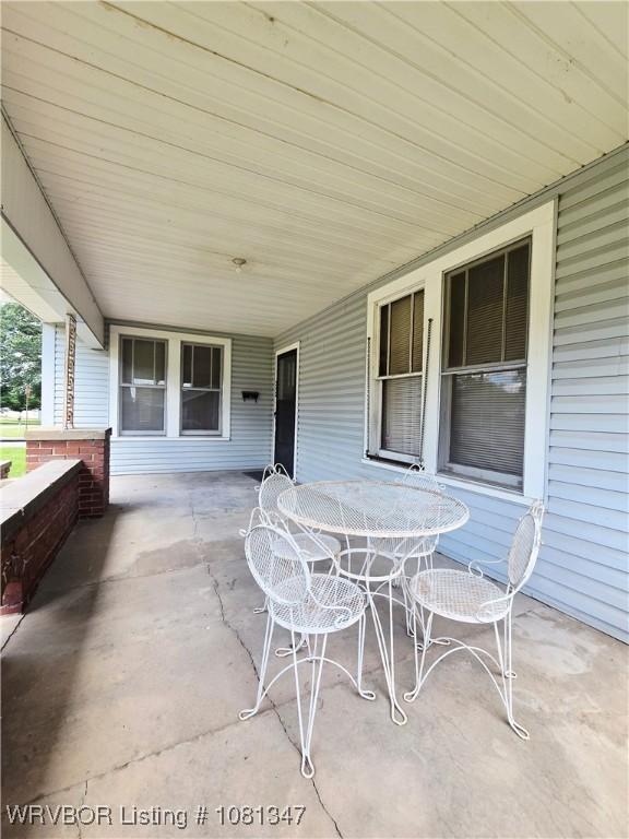 313 W Main St, Paris, AR 72855 - photo 3
