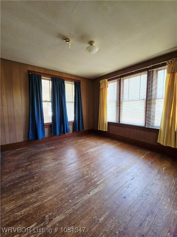 313 W Main St, Paris, AR 72855 - photo 9