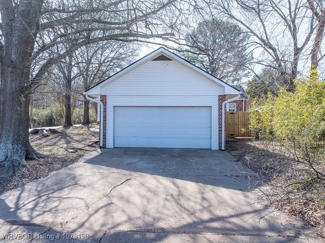 view of detached garage