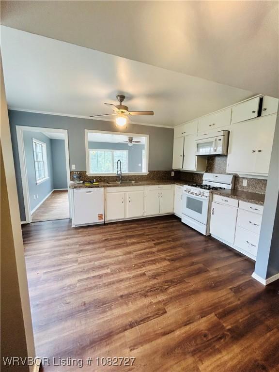 309 N Hill St, Poteau, OK 74953 - photo 23