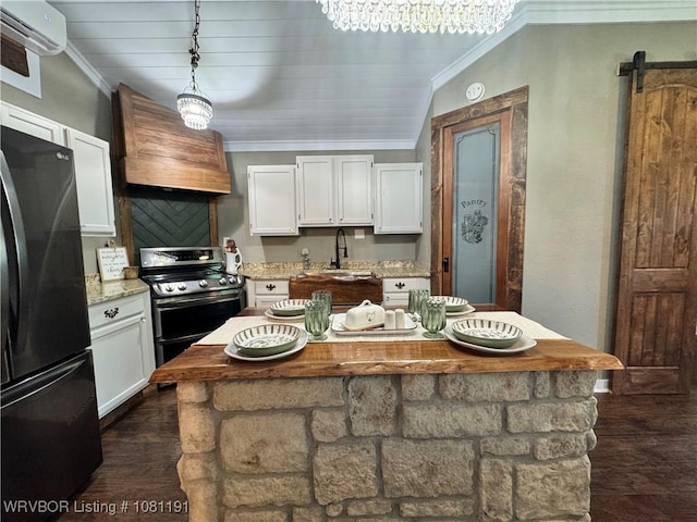 469497 975th Rd, Sallisaw, OK 74955 - kitchen featuring double oven range, freestanding refrigerator, ornamental molding, white cabinets, and premium range hood
