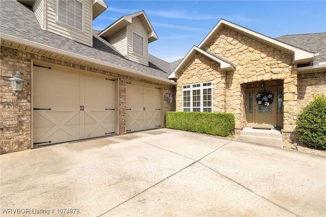 view of front of house featuring a garage