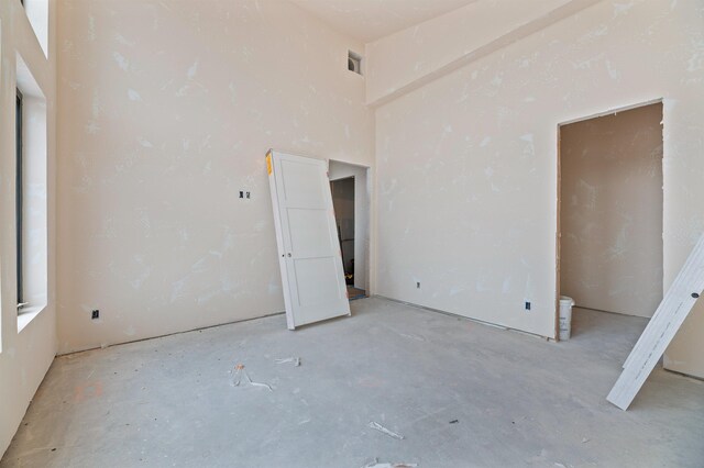 22976 Cedar Berry Ave, Spearfish, SD 57783 - unfurnished room featuring visible vents
