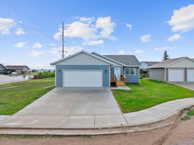 ranch-style house featuring a front yard