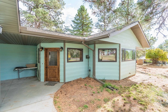 view of entrance to property