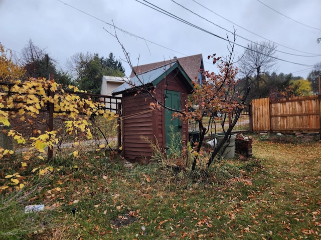 view of outdoor structure