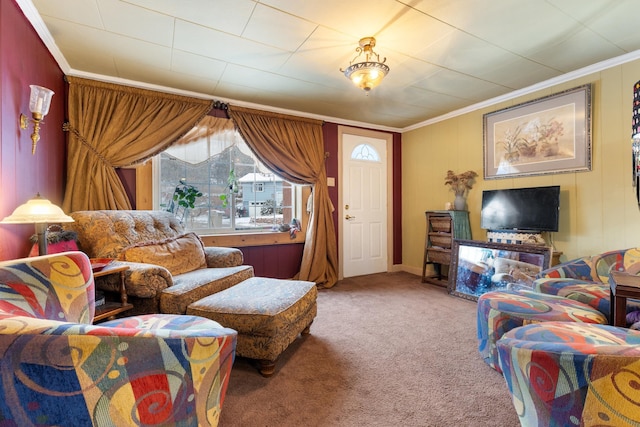 carpeted living room featuring crown molding