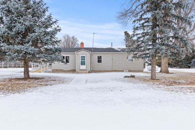 view of front of property