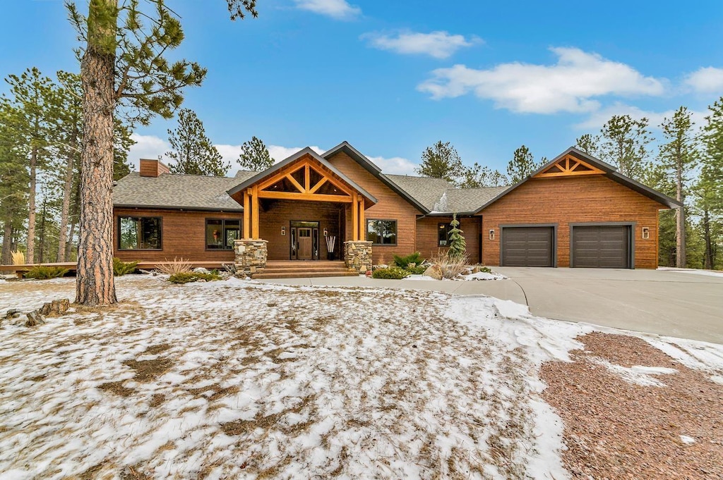 view of front of home with a garage