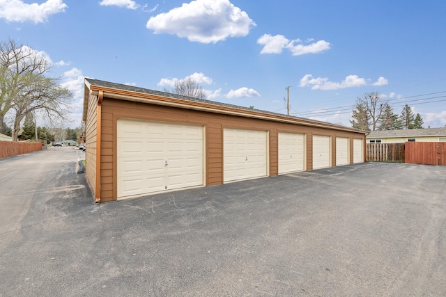 1632 Evergreen Dr, Rapid City, SD 57702 - garage featuring fence
