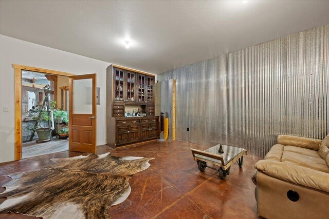 20097 Higgins Gulch Rd, Spearfish, SD 57783 - living room with concrete floors