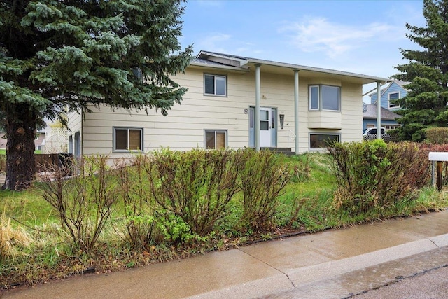 view of split foyer home