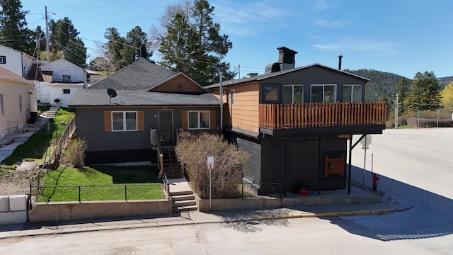 101 E Summit St, Lead, SD 57754 - bungalow-style home with a shingled roof