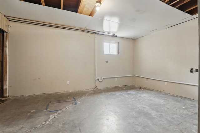 611 Hummingbird Ln, Box Elder, SD 57719