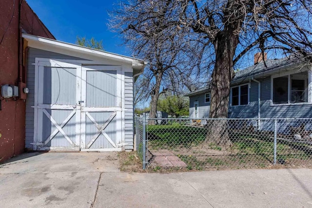 1007 Elkhorn St, Belle Fourche, SD 57717 - exterior space featuring fence